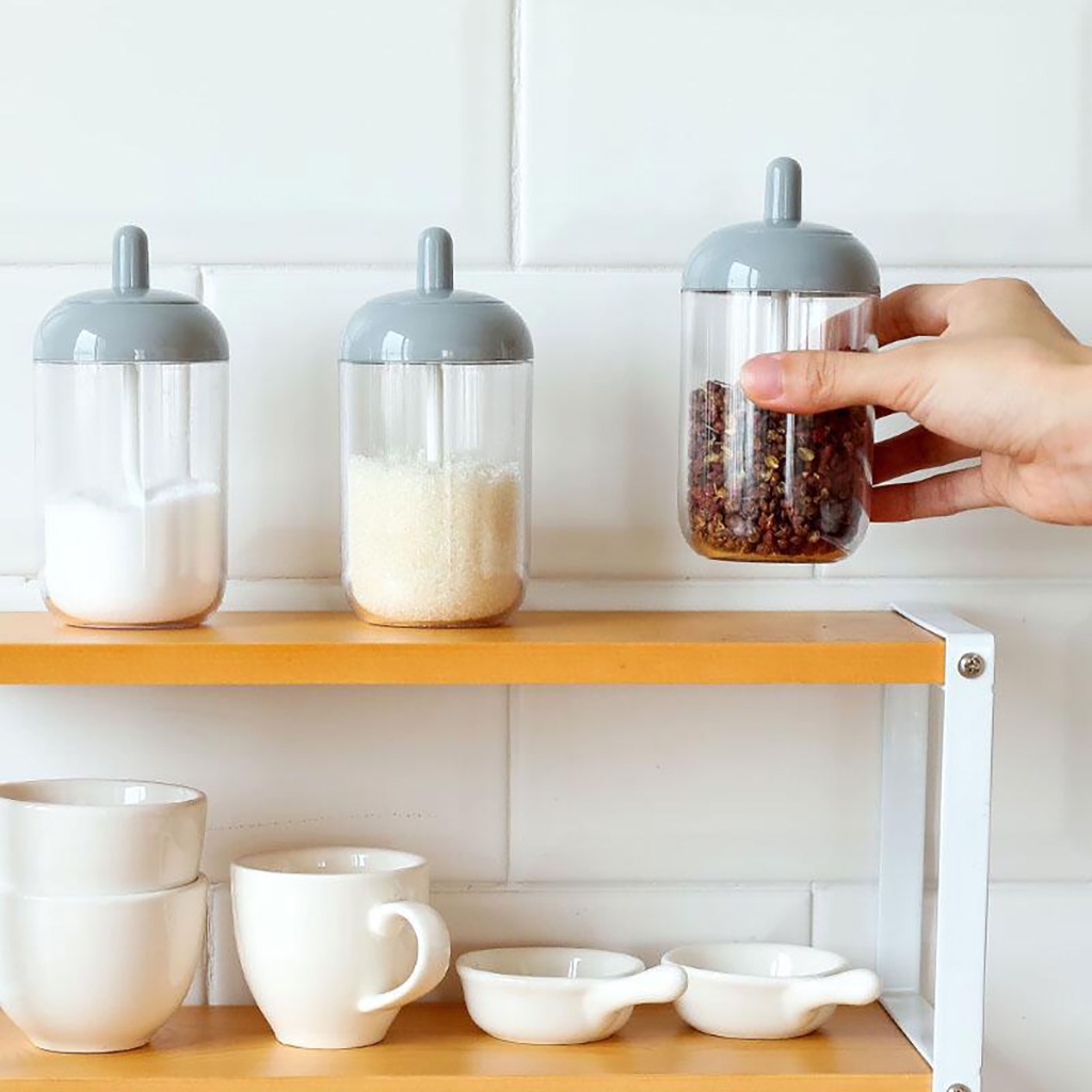 Hũ Lọ Đựng Gia Vị Trong Suốt Kèm Muỗng Thìa Cố Định Tiện Dụng (250ml)