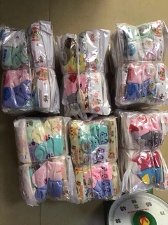 Tất sơ sinh 75k/1 lố 12 đôi