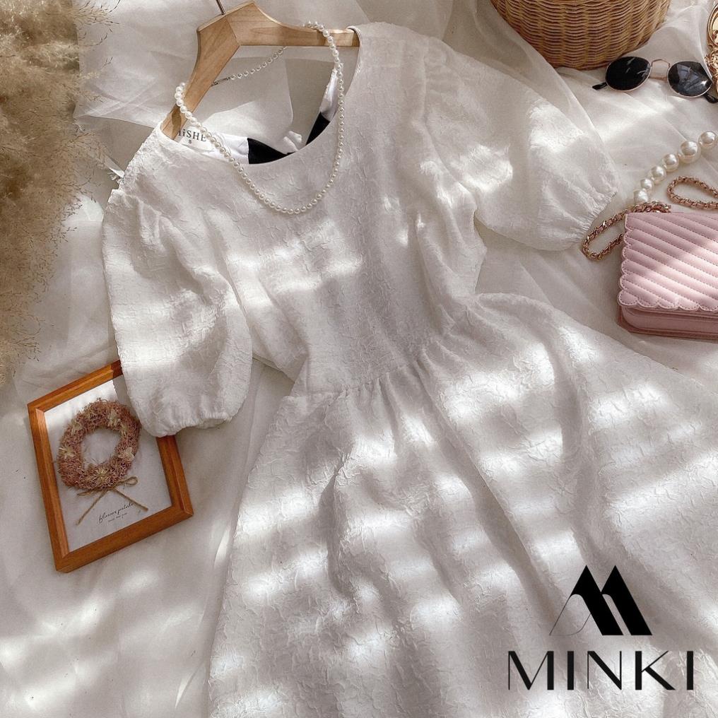 [TTTK] ĐẦM TRẮNG NƠ ĐEN HỞ LƯNG - CHẤT LIỆU GẤM XỐP CAO CẤP - TRẮNG VÂN NỔI | BigBuy360 - bigbuy360.vn