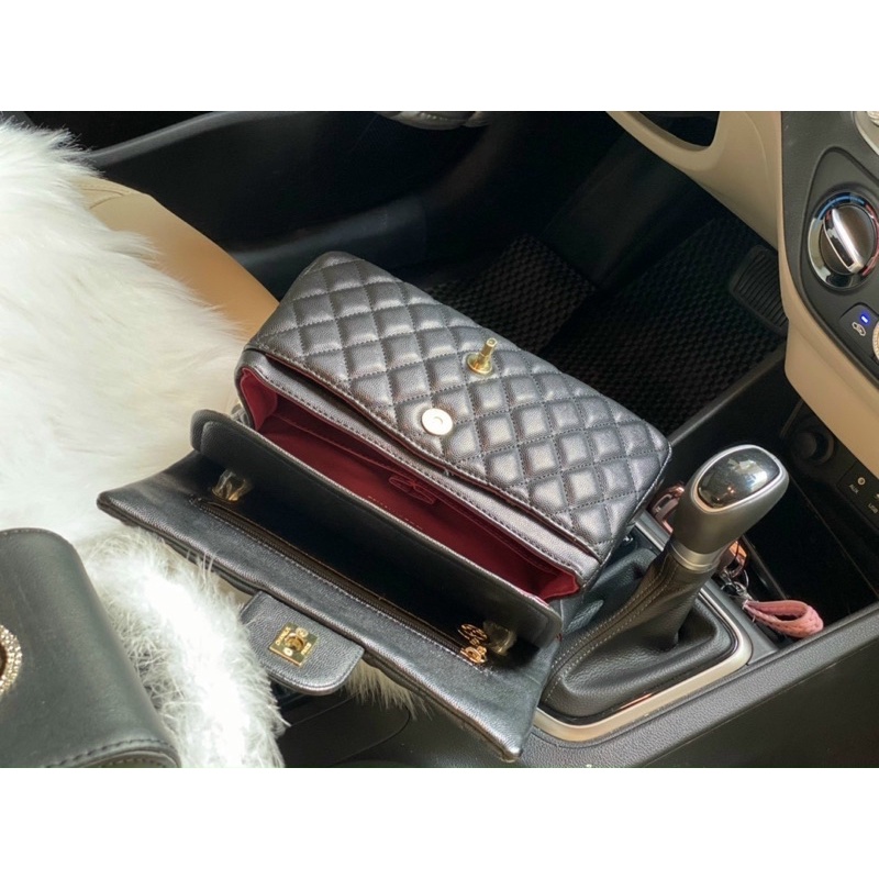 Túi xách cla.sic size 26 trần trám tag vàng tiện lợi