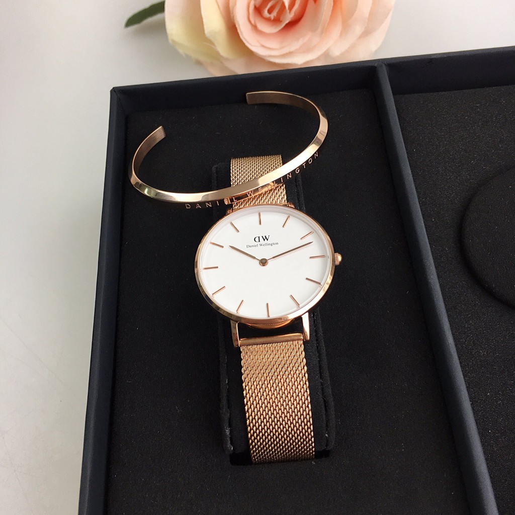 Đồng hồ nữ Daniel Wellington Classic Petite Sliver 32mm & 28mm & Vòng tay DW Classic Cuff tặng kèm Nhẫn DW