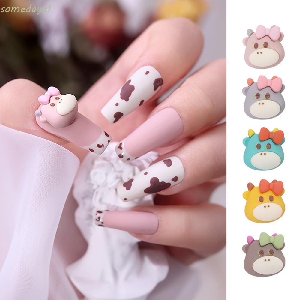 10 Phụ kiện trang trí móng tay 3d hình bò sữa độc đáo