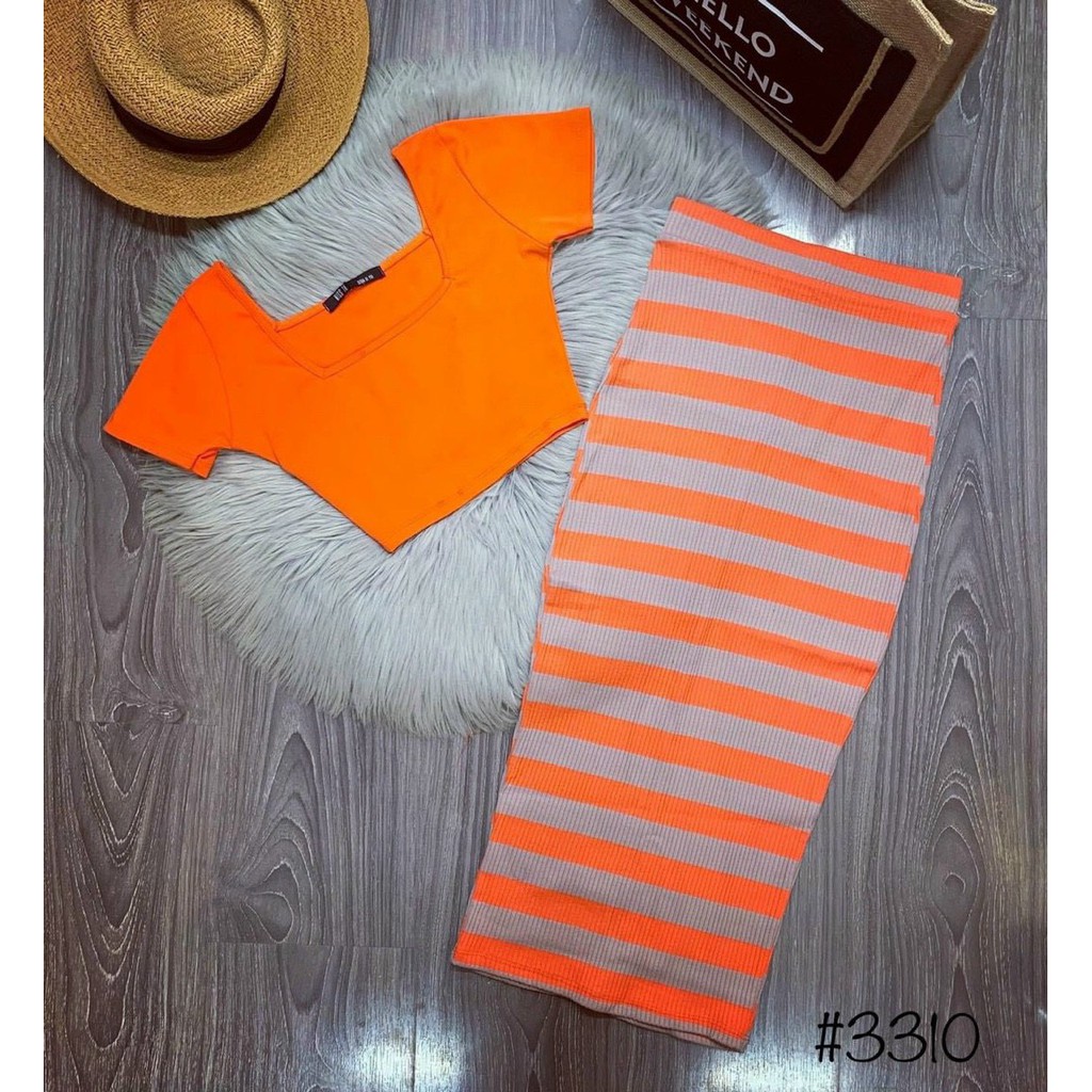 set bộ nữ áo kiểu cổ vuông crop ôm body chân váy ôm sọc tôn dáng