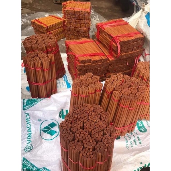 Đũa tre sạch an toàn 4bộ ( 40 đôi đũa ) loại đẹp