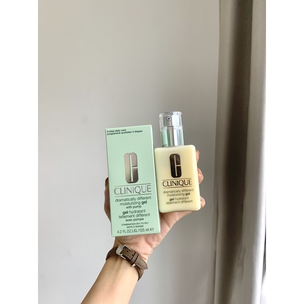 Gel dưỡng ẩm Clinique Dramatically Different Moisturizing Gel 125ml