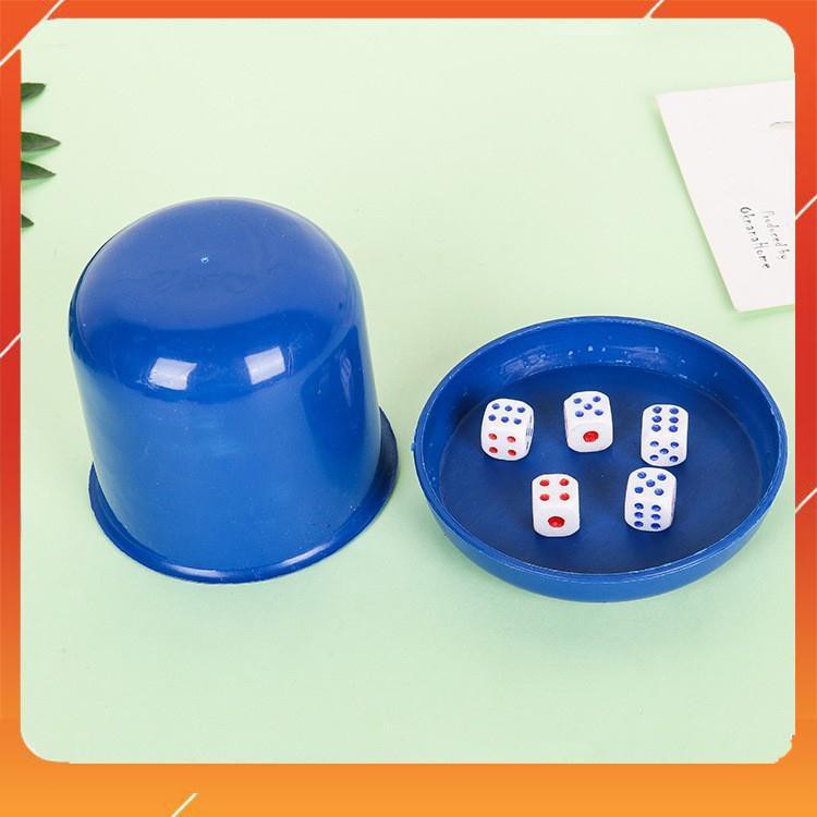 Đồ chơi lắc xí ngầu cho bé - 8410