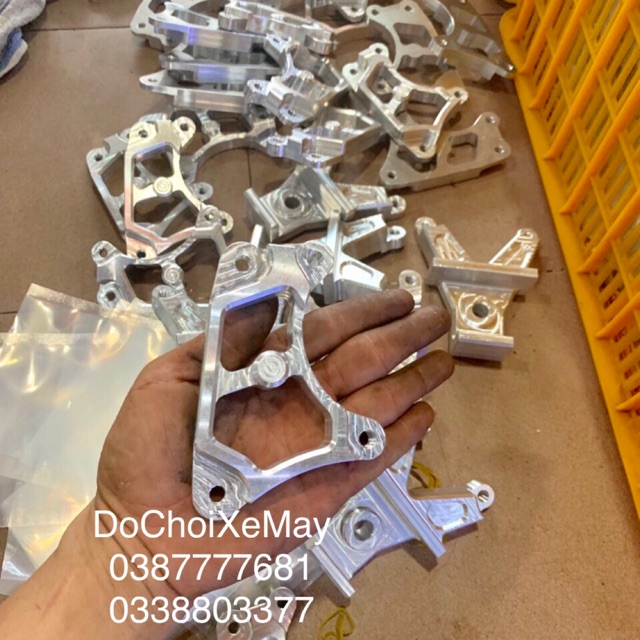 Pat đĩa trước Cnc 3D nguyên khối đi Heo Brembo mọi loại xe . DoChoiXeMay