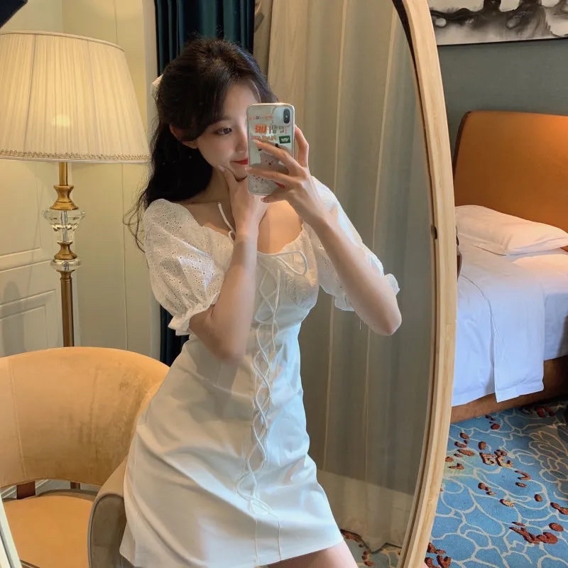 váy tiểu thư dây đan ngực