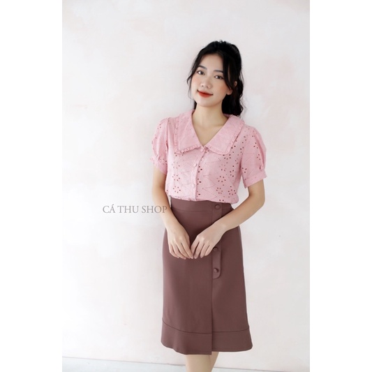 Áo thô đục lỗ cổ sen