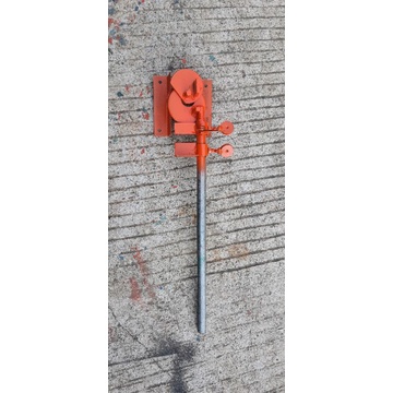 Bàn bẻ đai sắt 6,8