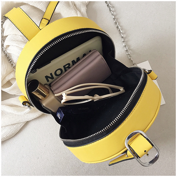 Túi đeo chéo IELGY kiểu dáng tròn đính đinh tán cá tính thời trang dành cho nữ