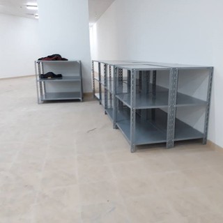 Kệ Sắt V Lỗ 3 Tầng (C1mxD0.8mxR0.4m)