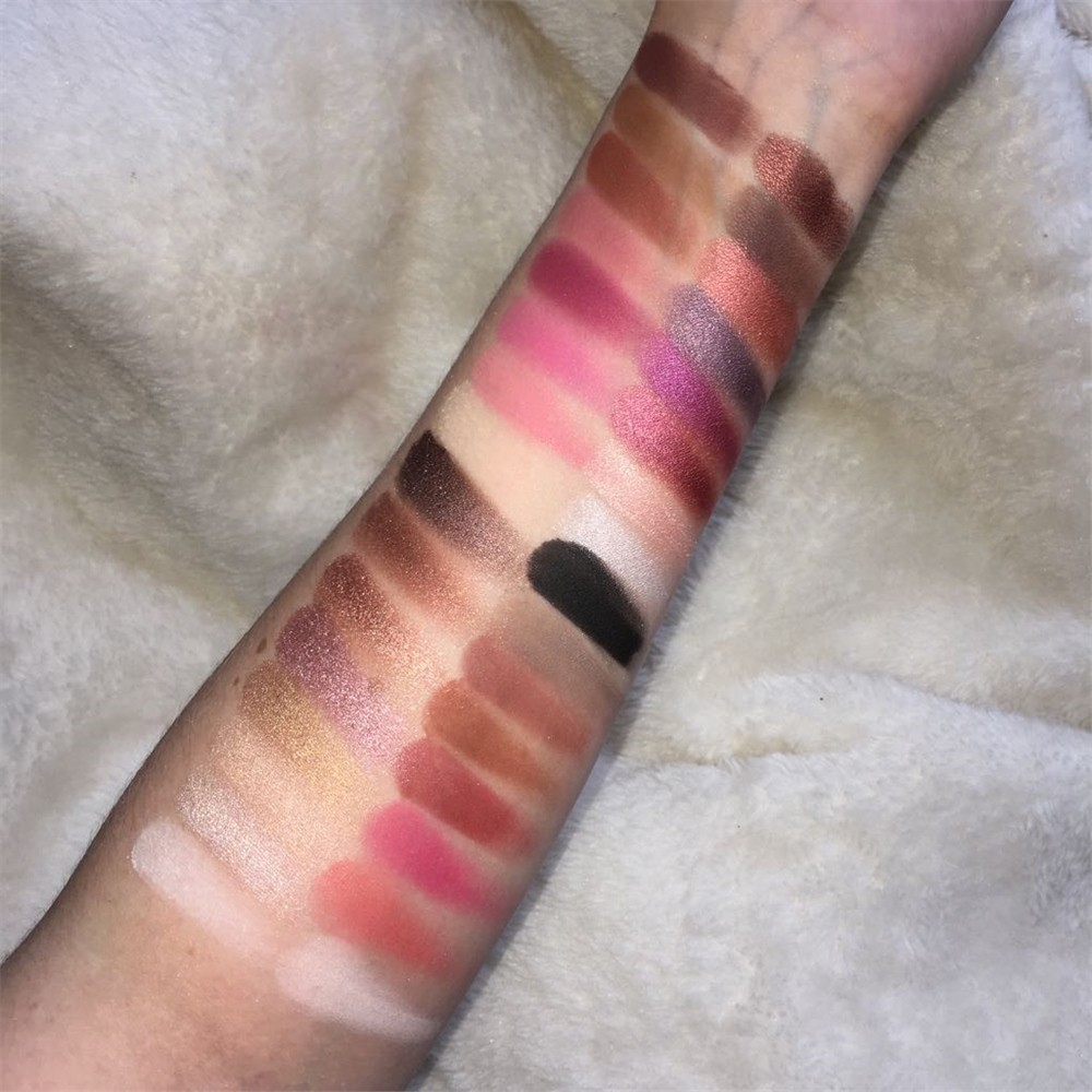 [TOP 1 SHOPEE] Bảng phấn mắt Makeup Revolution Flawless 4 Shadow Palette (Bill Anh) | BigBuy360 - bigbuy360.vn