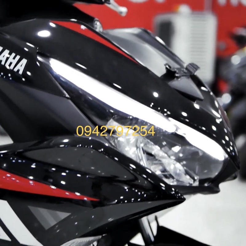 Sơn xe máy Yamaha NVX màu Đen bóng MTP203-2K Ultra Motorcycle Colors