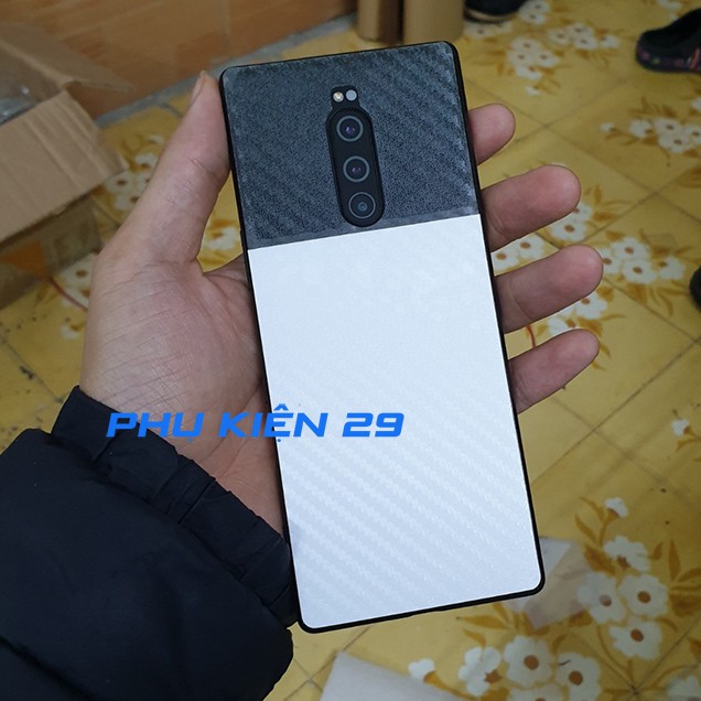 Dán lưng 3D vân Cacbon - Carbon