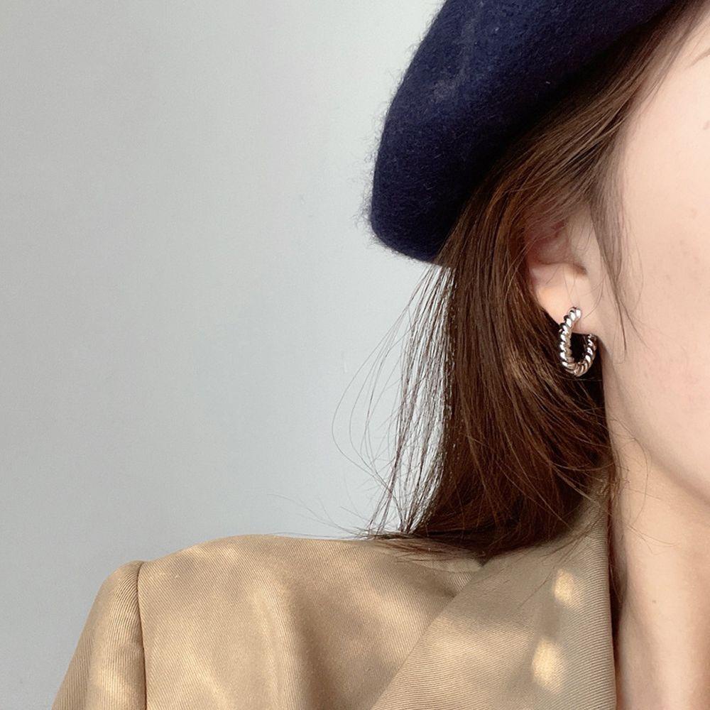 Bông Tai Hình Ốc Vít Bằng Kim Loại Phong Cách Hàn Quốc