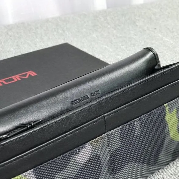 Tumi Ví Da Nam YKK 18643 Dáng Dài Có Khóa Kéo