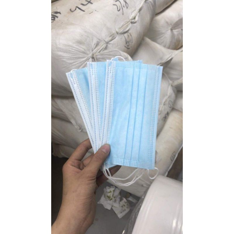 Hộp 50 chiếc khẩu trang y tế 4 lớp