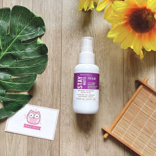 Xịt khóa nền Rimmel Stay Matte chai 100ml | BigBuy360 - bigbuy360.vn