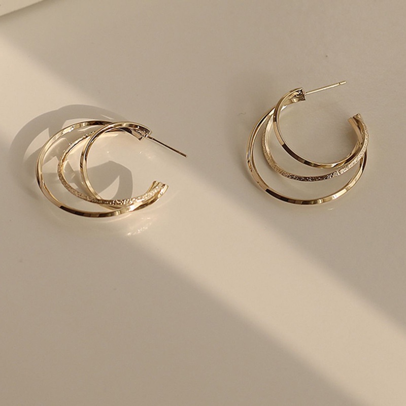 Bông tai/ Hoa tai hợp kim 3 vòng mỏng đan chéo phong cách Hàn Quốc