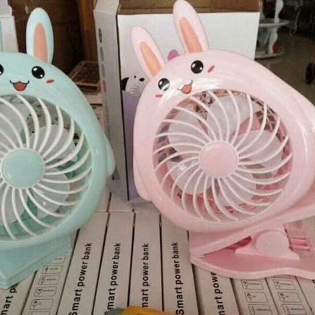Quạt mini kẹp bàn