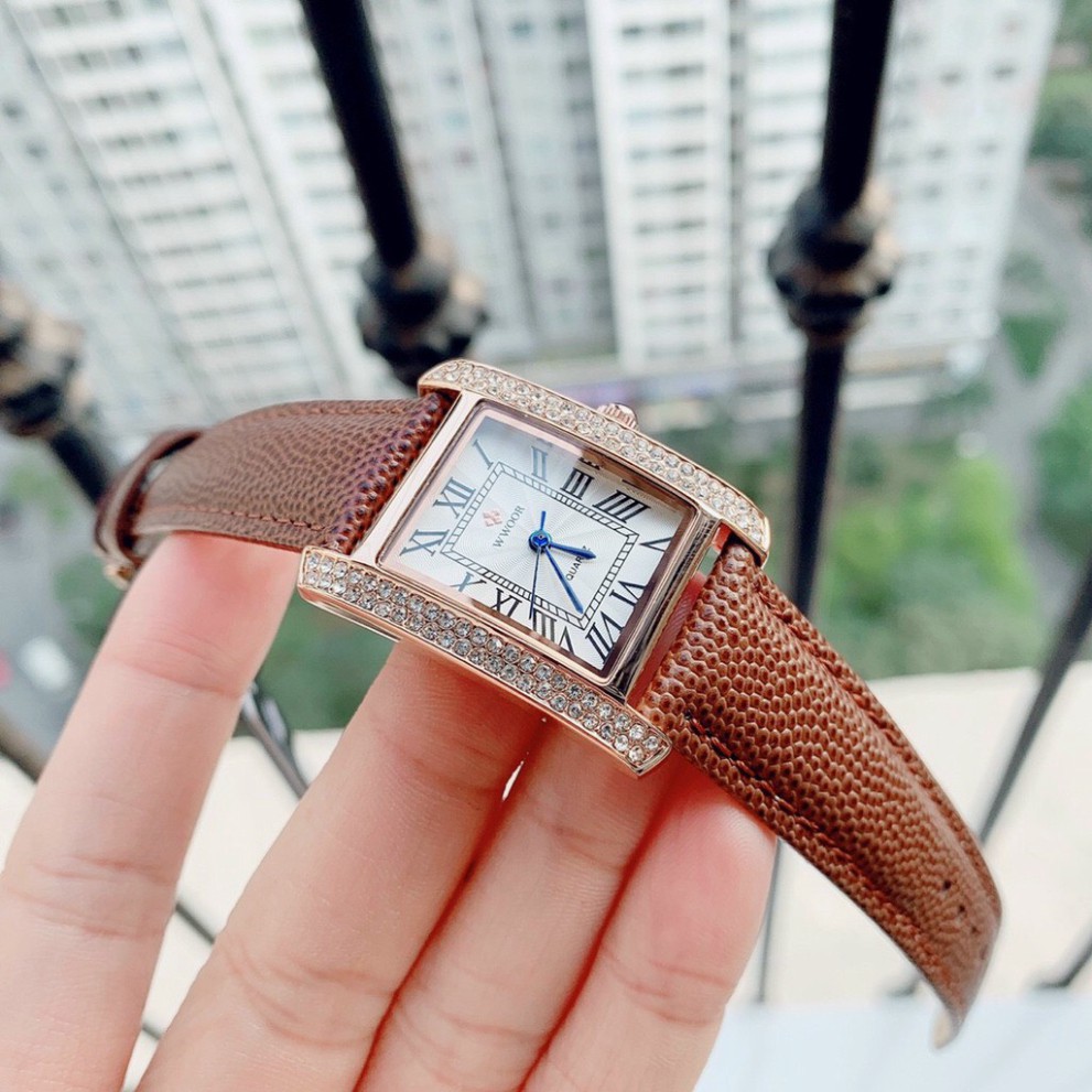 ĐỒNG HỒ ĐEO TAY ĐỒNG HỒ NỮ  W.WOOR MẶT KINH SAPPHIRE ĐÍNH ĐÁ DÂY DA CAO CÁP