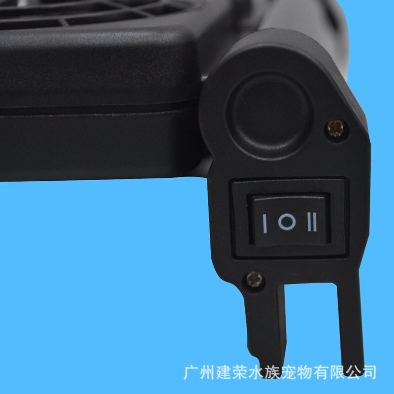 Quạt Thủy sinh siêu bão hai cấp độ