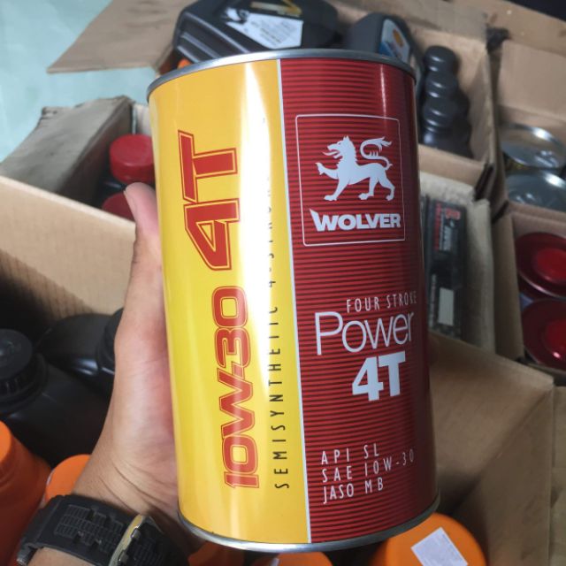 Nhớt xe tay ga Wolver 10w30