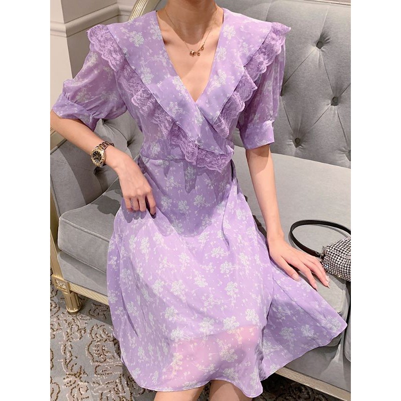 Váy hoa PinkDaisy cổ V hoa tím style Hàn Quốc mẫu mới (có sẵn)