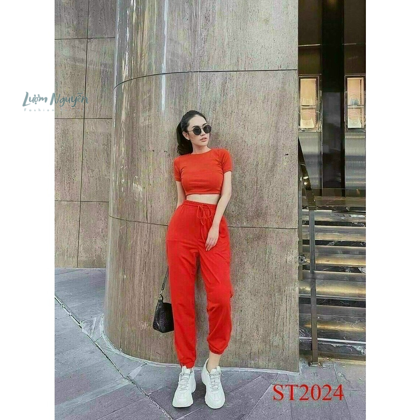 Bộ đồ nữ áo croptop kèm quần ba màu đỏ trắng và đen