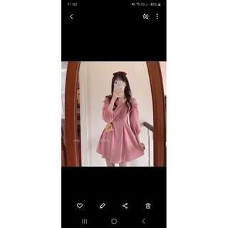 Đầm trễu vai dáng xòe
