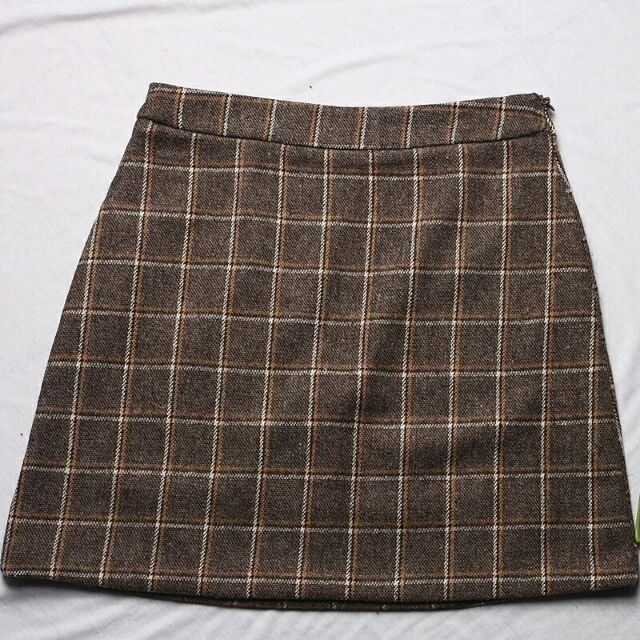 Chân váy dạ kẻ caro