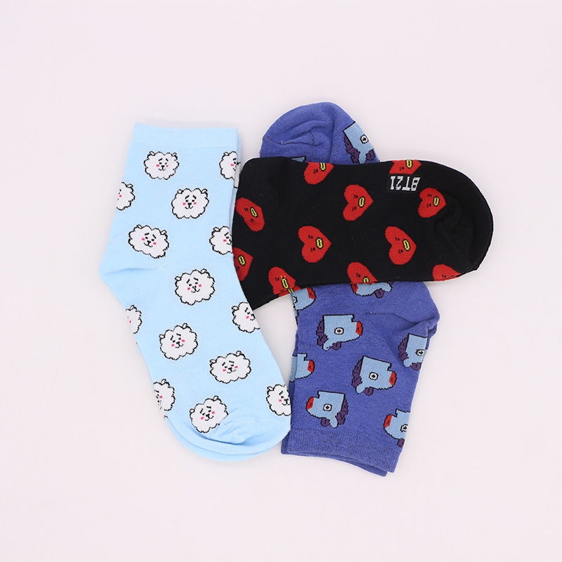 BTS BT21 Tất Cotton Cổ Cao In Hình Các Nhân Vật Bt21 Của Bts