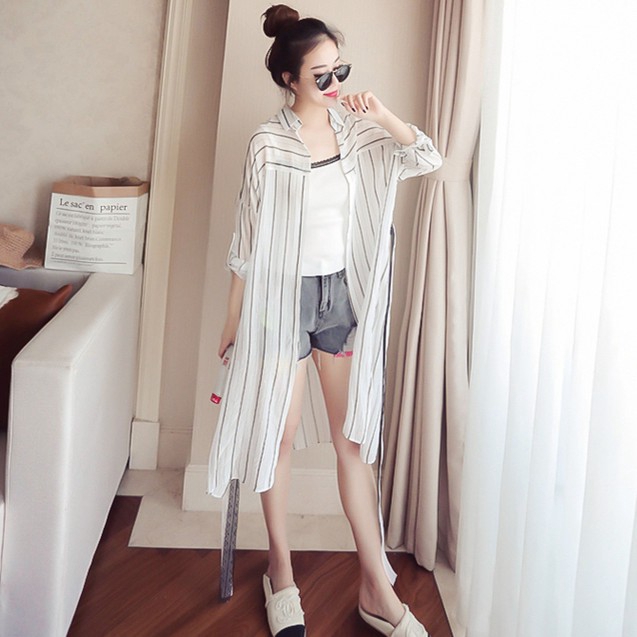 Áo Sơ Mi Dáng Rộng Dài Qua Gối Kẻ Sọc Dọc Chống Nắng Phong Cách Hàn Quốc Mới Mùa Hè Cho Nữ | BigBuy360 - bigbuy360.vn