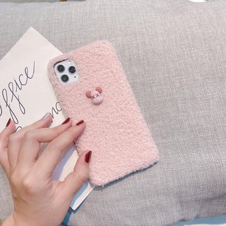 Ốp vải hồng gấu kaws