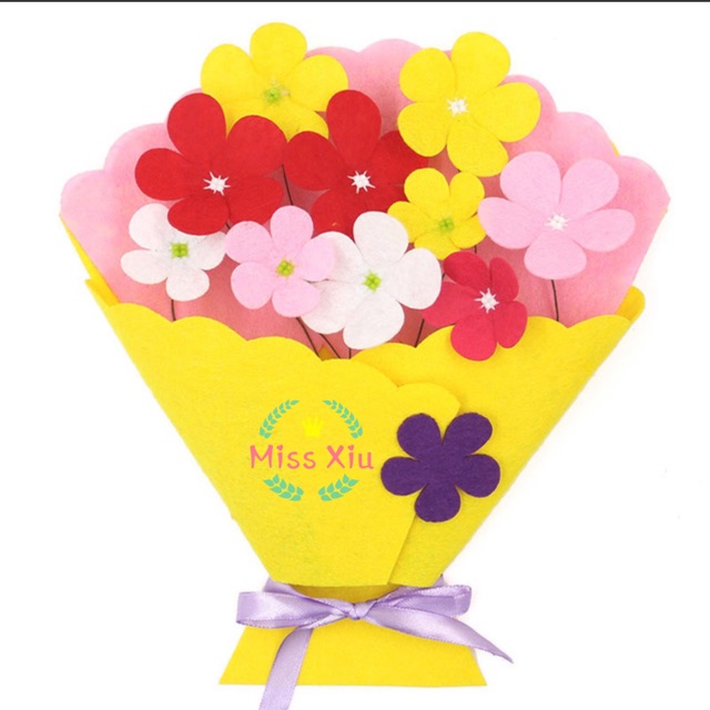 Bó hoa vải tự trang trí tặng người thân yêu