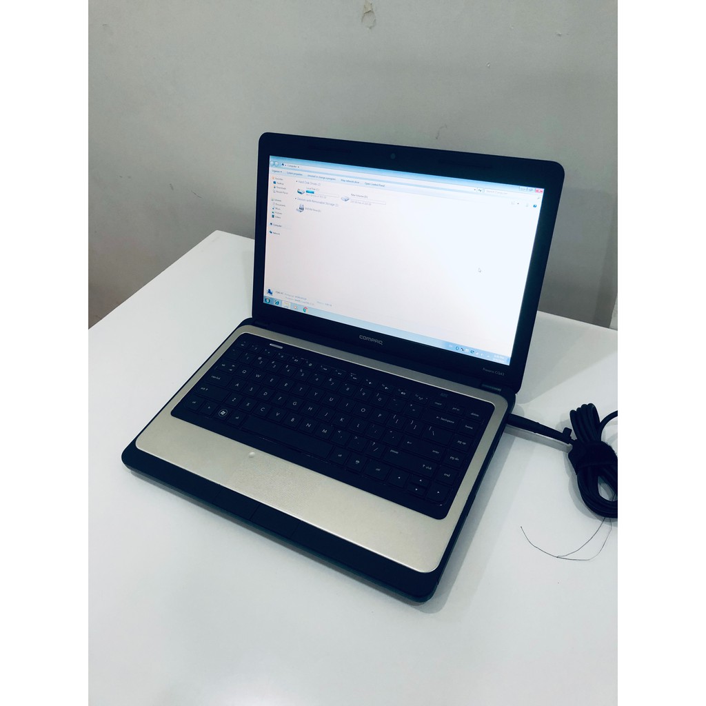 Laptop cũ văn phòng chất lượng tốt các hãng,core 2 duo-i3-i5 ; 4Gb Ram ; 320GB HDD-500GB HDD .