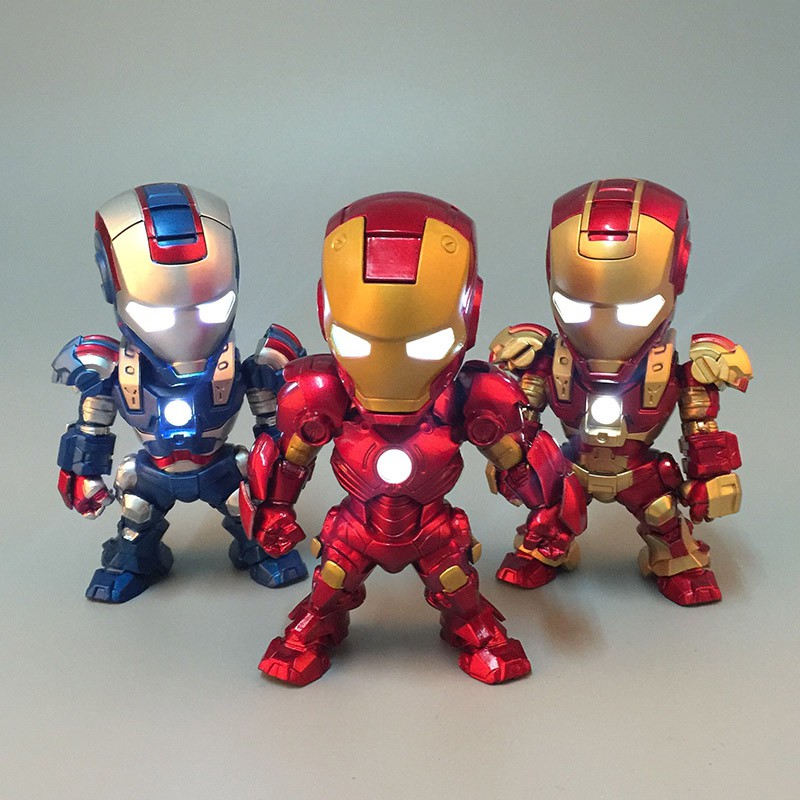Mô Hình Nhân Vật Iron Man Phát Sáng Điều Khiển Bằng Giọng Nói