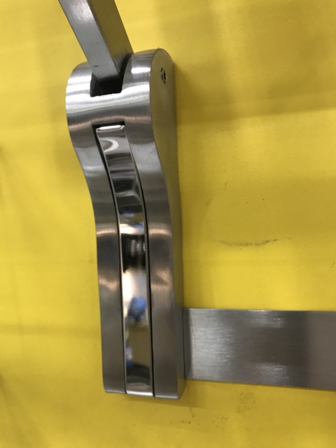 Máng khăn tầng , máng khăn treo quần áo tầng toyoshi cao cấp