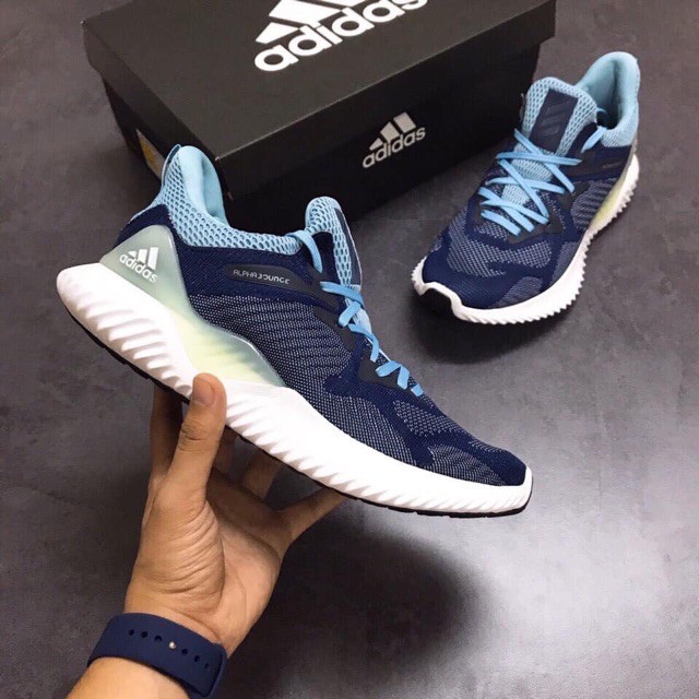 (Video cận cảnh) Giày thể thao sneaker alphabounce xanh lam