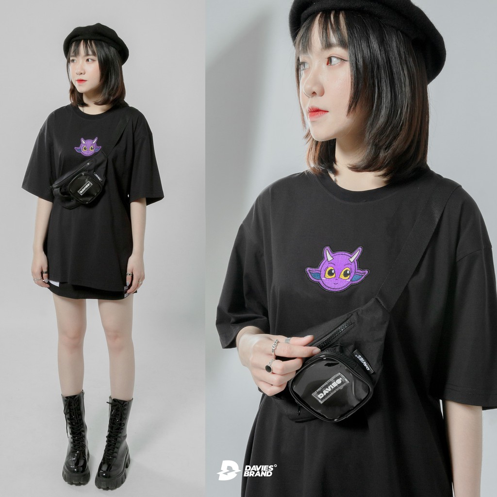 DAVIES - Áo thun tay lỡ nữ form rộng logo thêu màu đen - D Mascot Tee-BLACK