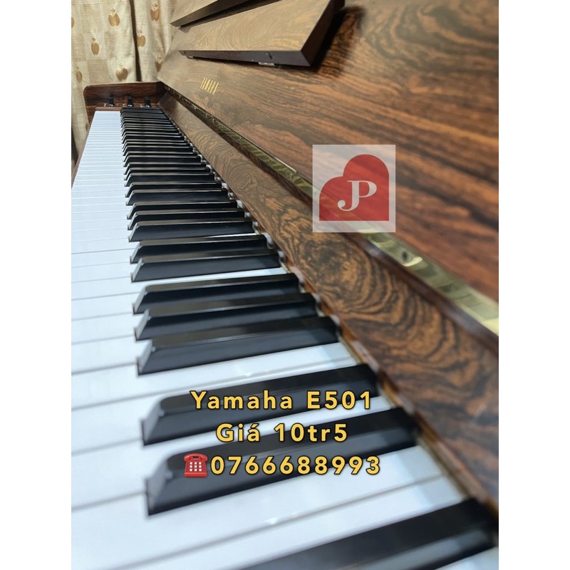 Đàn Piano Yamaha điện giả cơ E501 màu gỗ cực đẹp