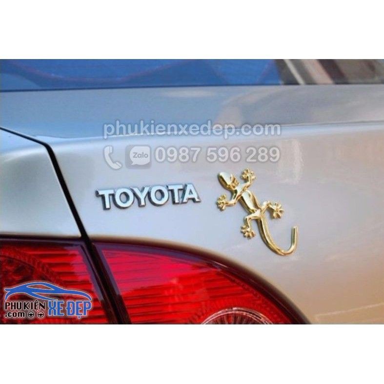 Decal Thạch sùng Kim Loại dán trang trí xe ô tô