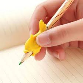 Combo 3 cá heo luyện chữ đẹp, dụng cụ giúp bé câm bút đúng tư thế