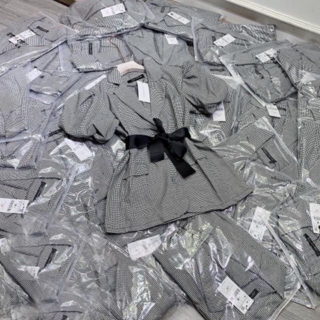 [Mã WASTMAY giảm 15% tối đa 30K đơn 150K] Bán sỉ áo vest kẻ kèm belt | BigBuy360 - bigbuy360.vn