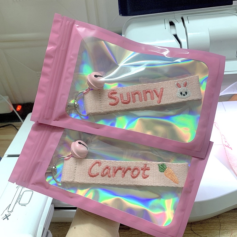 Nametag thêu tên theo yêu cầu cực xinh