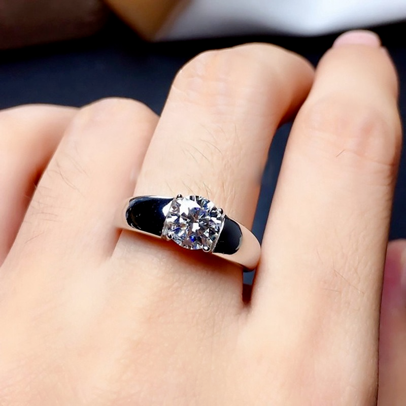 Nhẫn đeo tay bạch kim Moissanite 2 Pt950 thời trang