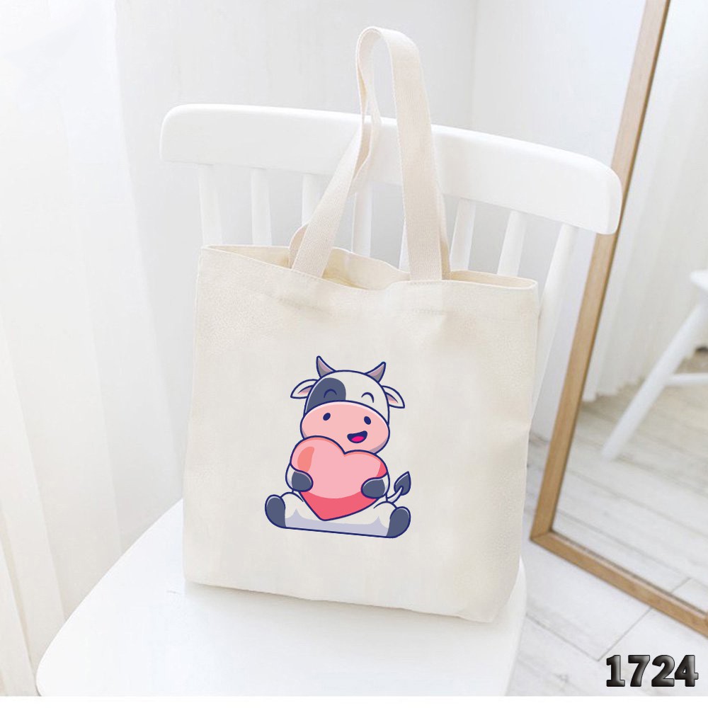 TÚI TOTE TRẮNG CHẤT VẢI CANVAS 1024 487 BÒ SỮA TRÁI TIM DỄ THƯƠNG HÀNG CHUẨN ĐẸP