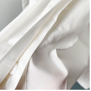 Áo sơ mi nam CỔ TÀU UNISEX dài tay cao cấp : Chất liệu lụa mềm mịn, không nhăn, thoáng mát, thấm hút mồ hôi