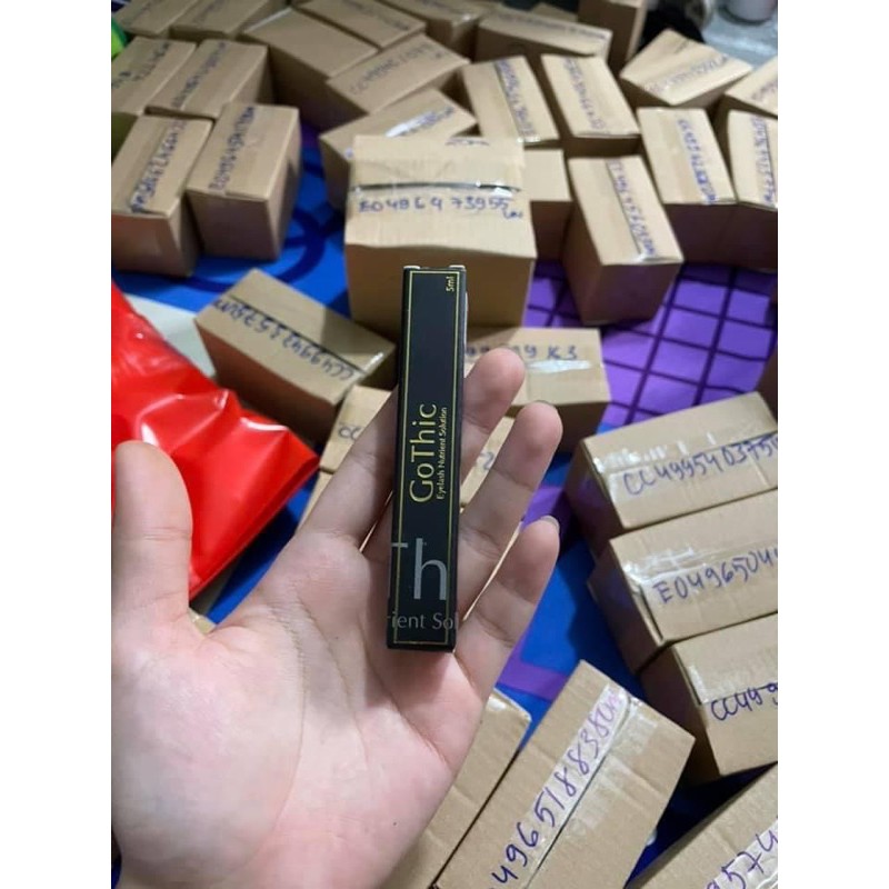 Dưỡng Mi GOTHIC